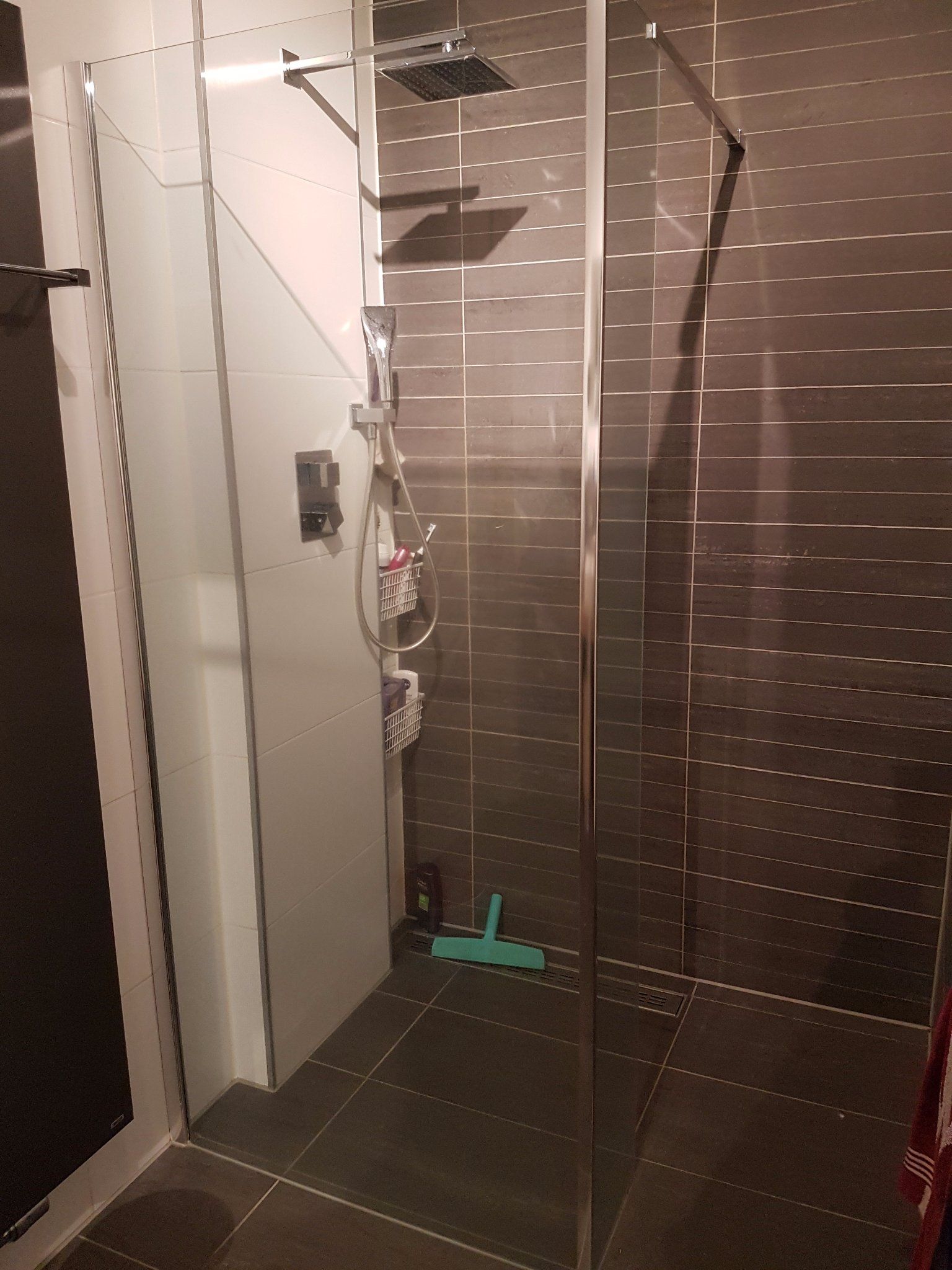 Kitten douchecabine Werkspot