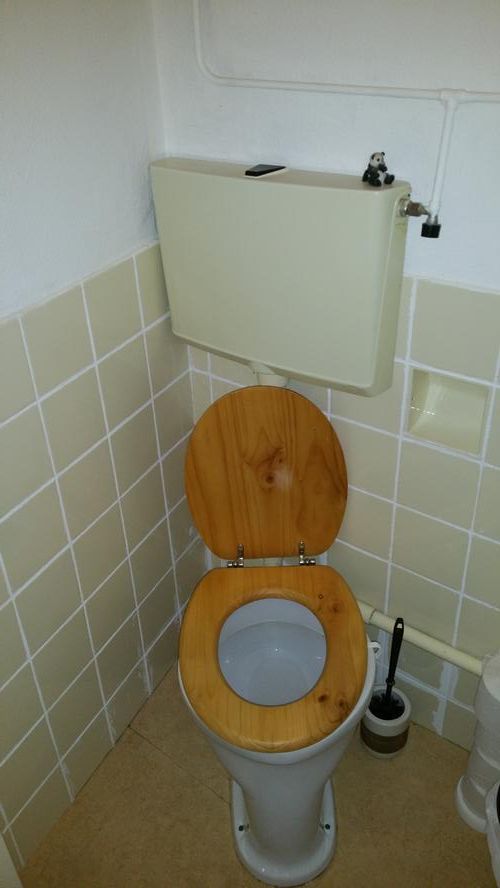 Hangend toilet + inbouwreservoir installeren Werkspot