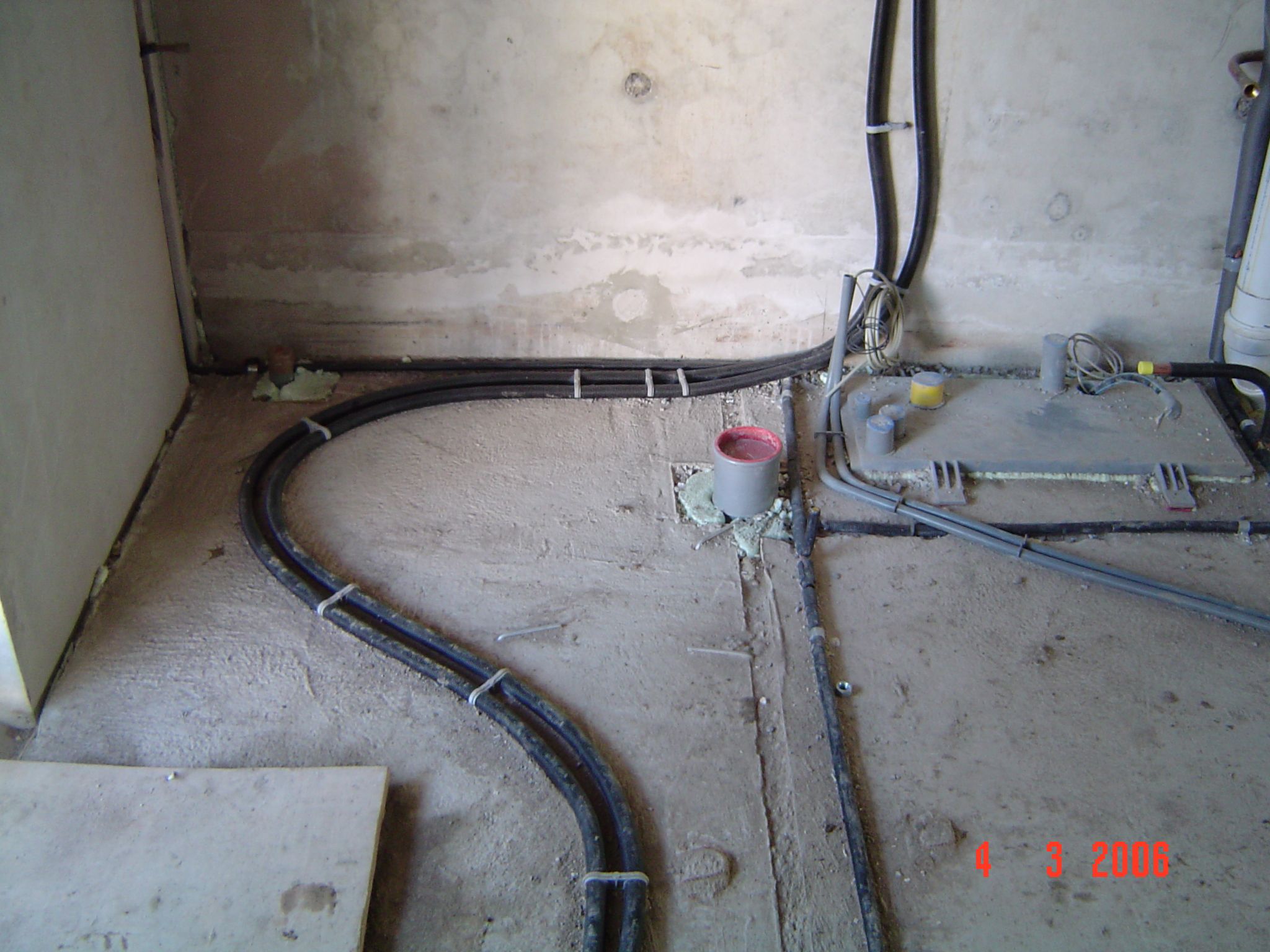 CV leiding aanleggen voor aansluiting vloerverwarming Werkspot