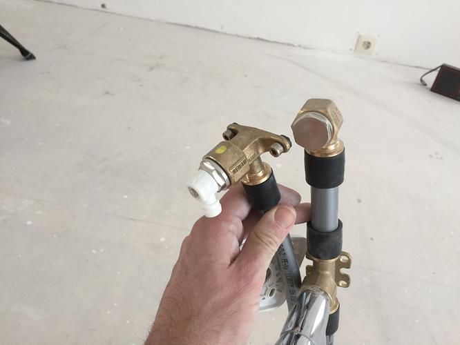 Waterleiding afdoppen Werkspot