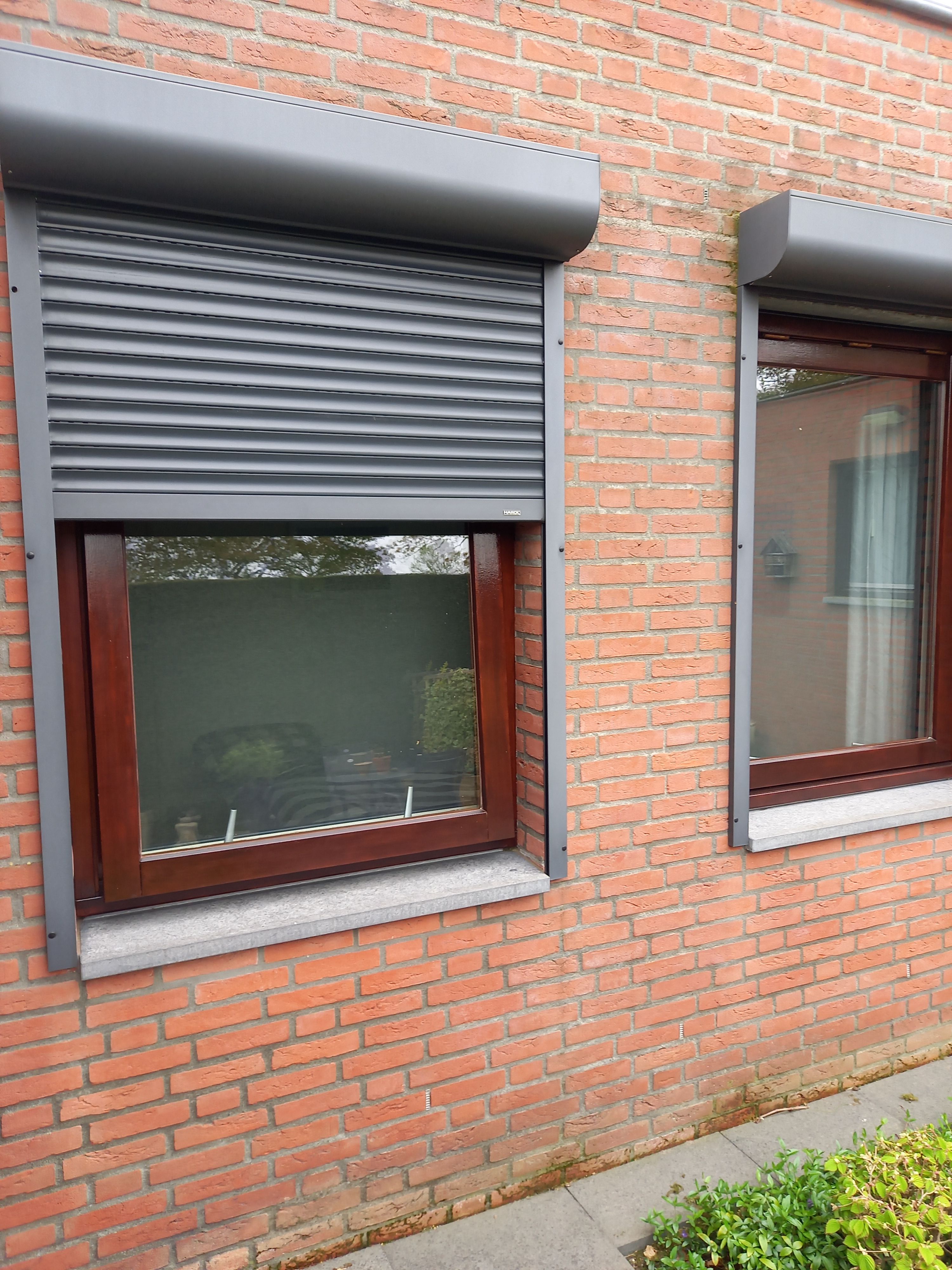 Repareren 1 rolluik; Ons elektrisch Harol rolluik gaat wel dicht m... Werkspot