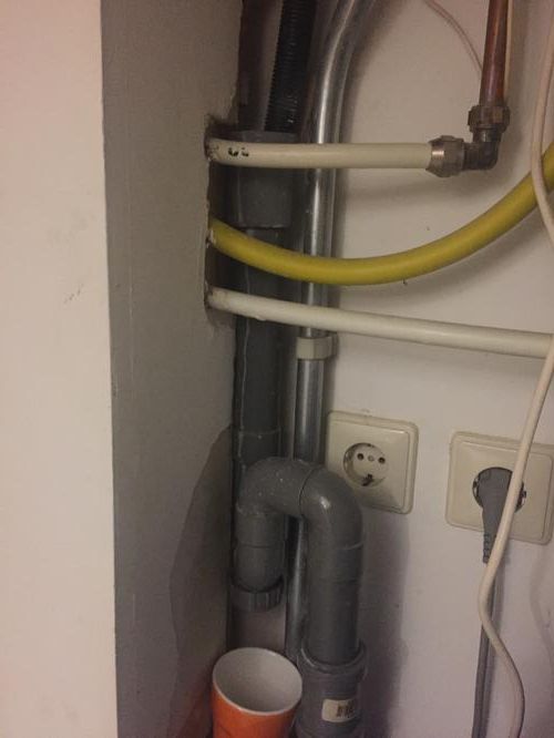 Condenswater CV sifon verstopt/loopt niet door Werkspot