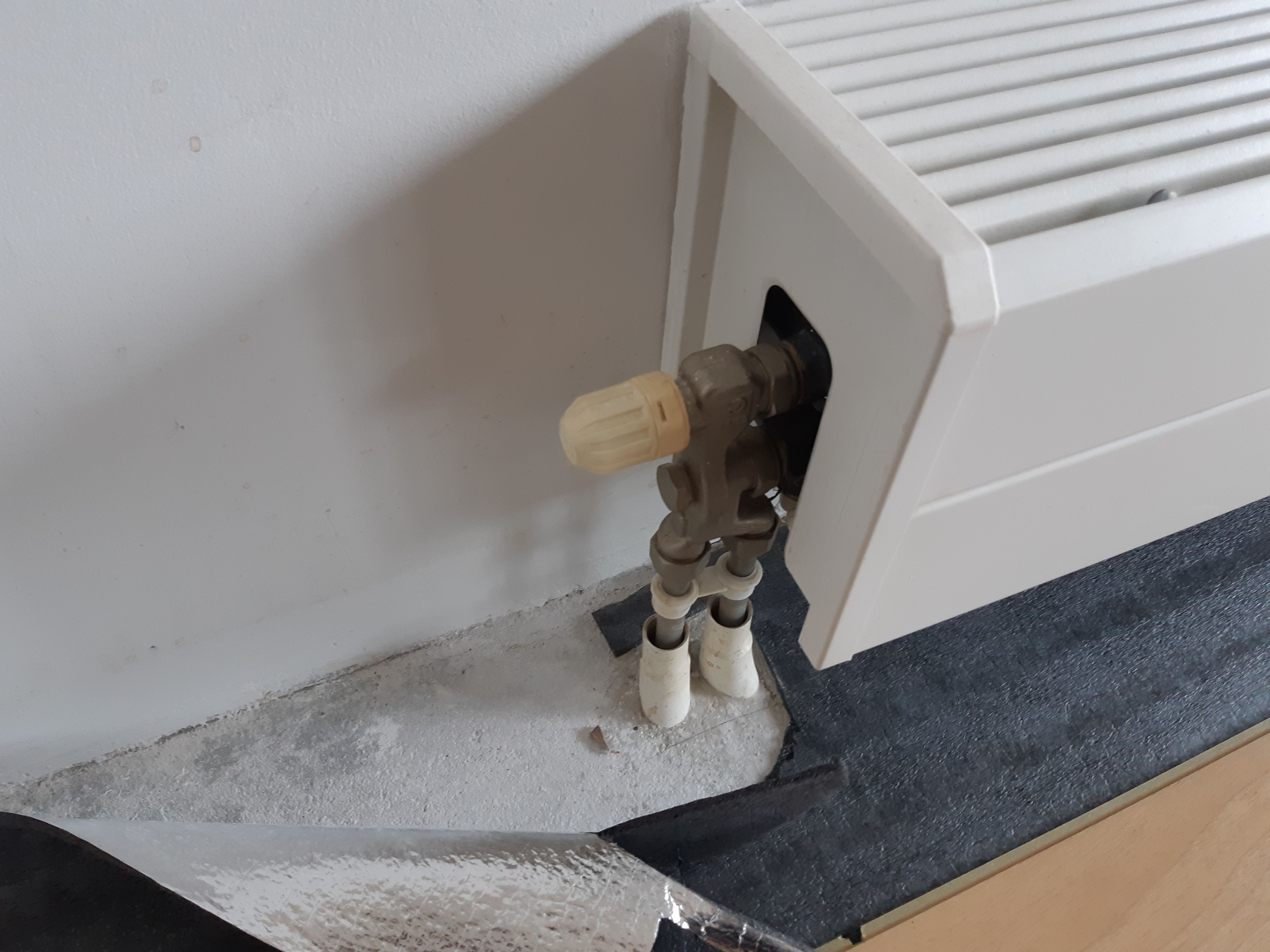 Radiatioren plaatsen of vervangen 1 radiator; Nieuwe radiatoren pl... Werkspot