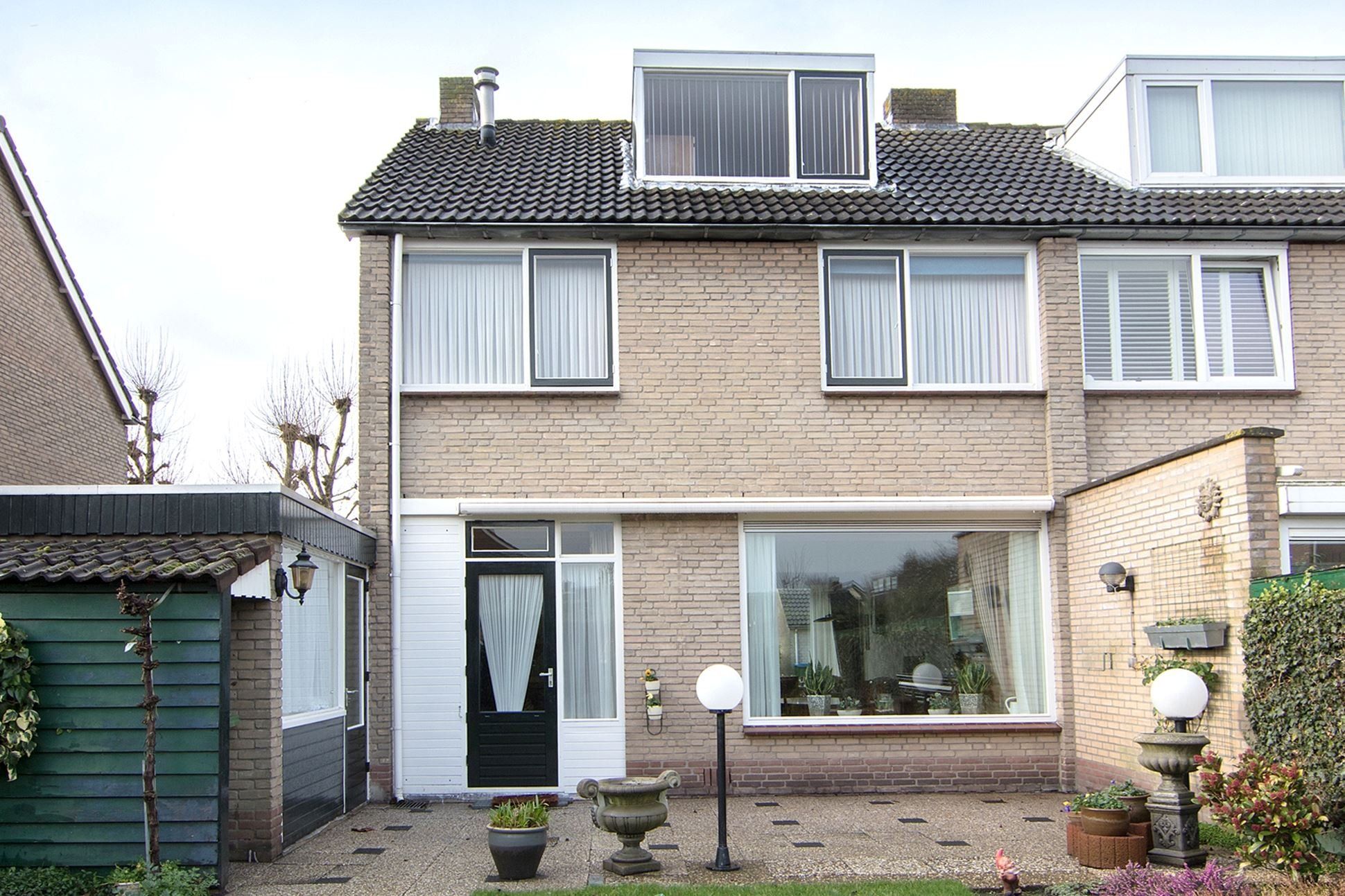 Openslaande deuren plaatsen achterkant huis - Werkspot