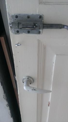 Slot Op Bestaande Deur Beveiliging Slot Op Bestaande Deur Beveiliging