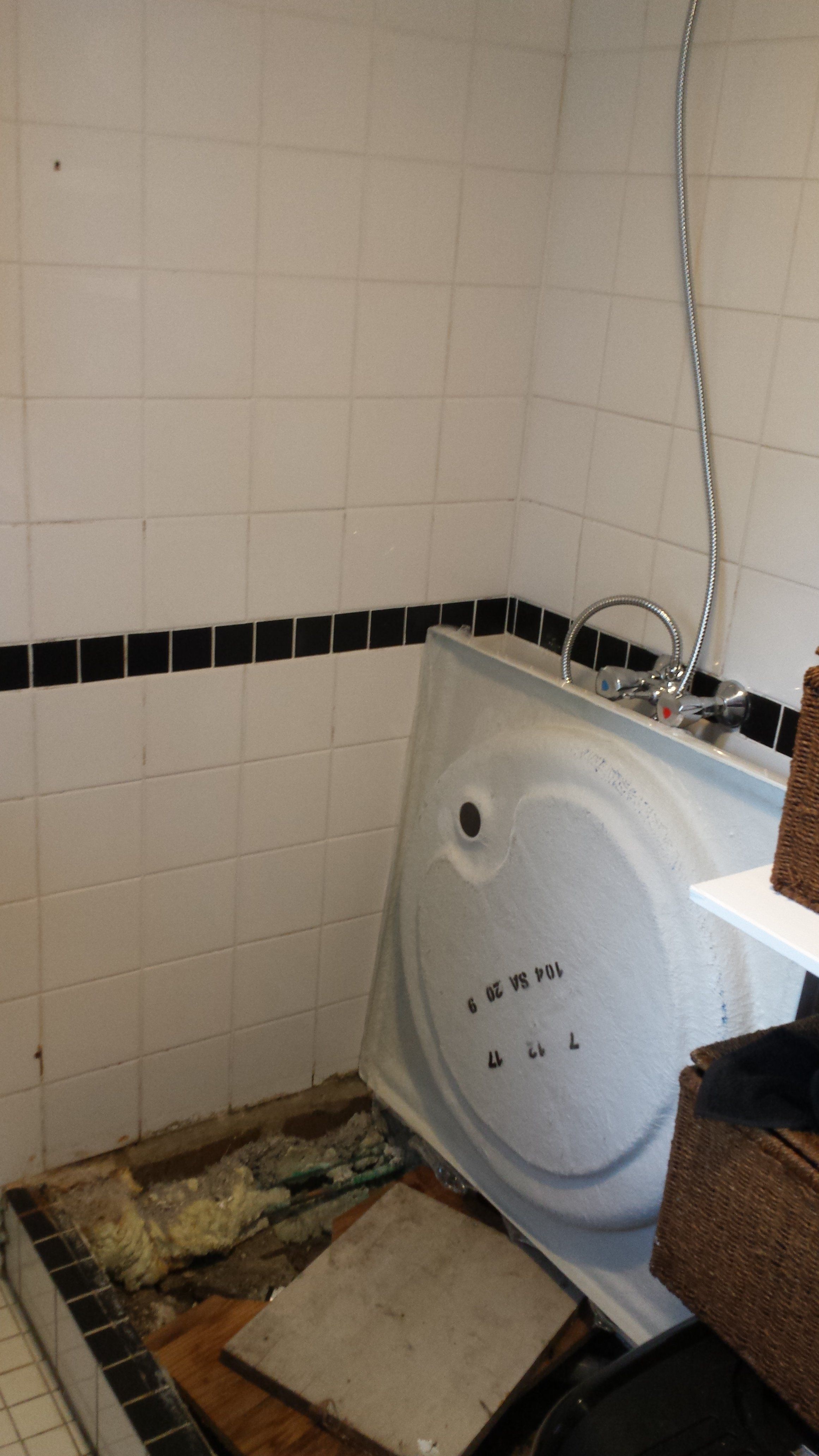 Douchecabine plus douchebak plaatsen Werkspot