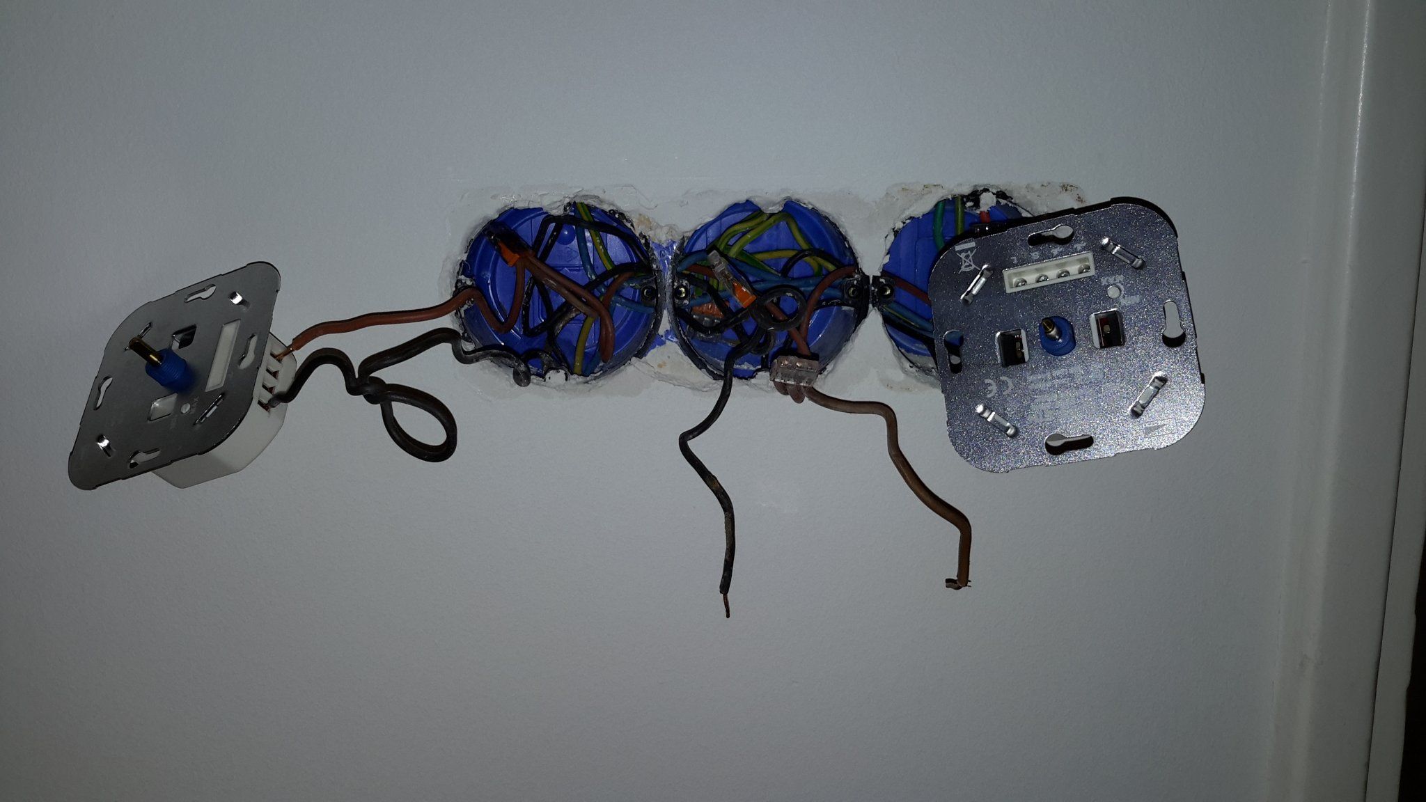 Reparatie dimmer / stopcontact. Werkspot