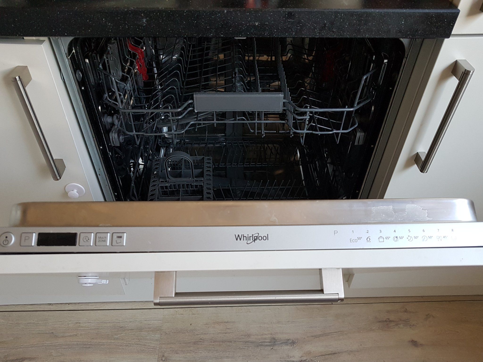 Vaatwasser van whirlpool geeft code H aan en piept Werkspot