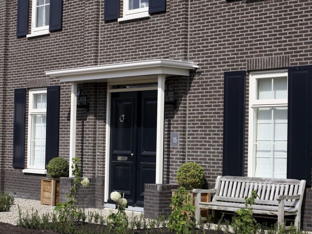 Luifel / afdak bij de voordeur realiseren - Werkspot