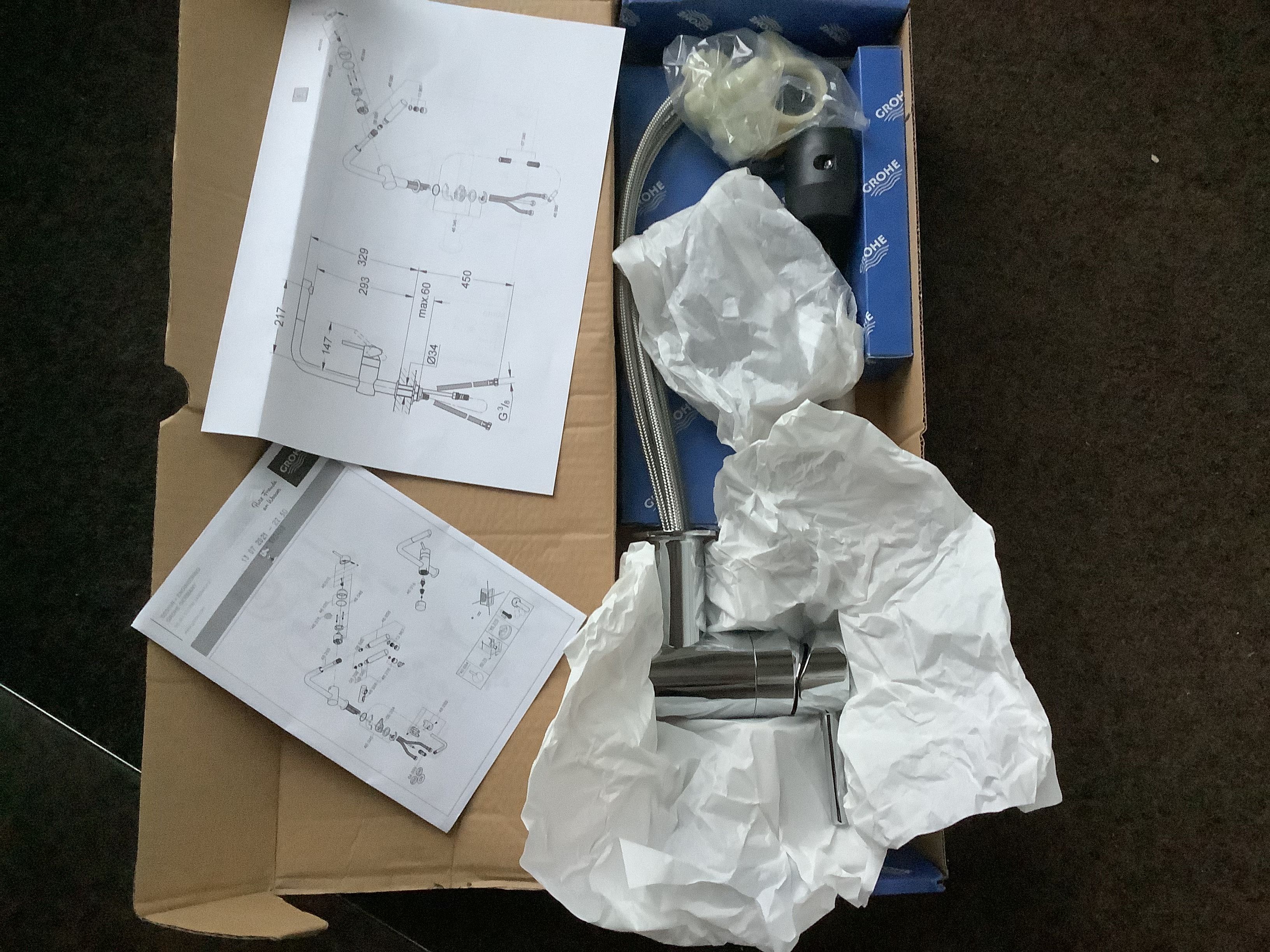 Kraan 2 kranen; Keuken, Badkamer; Keukenkraan vervangen en badinbo