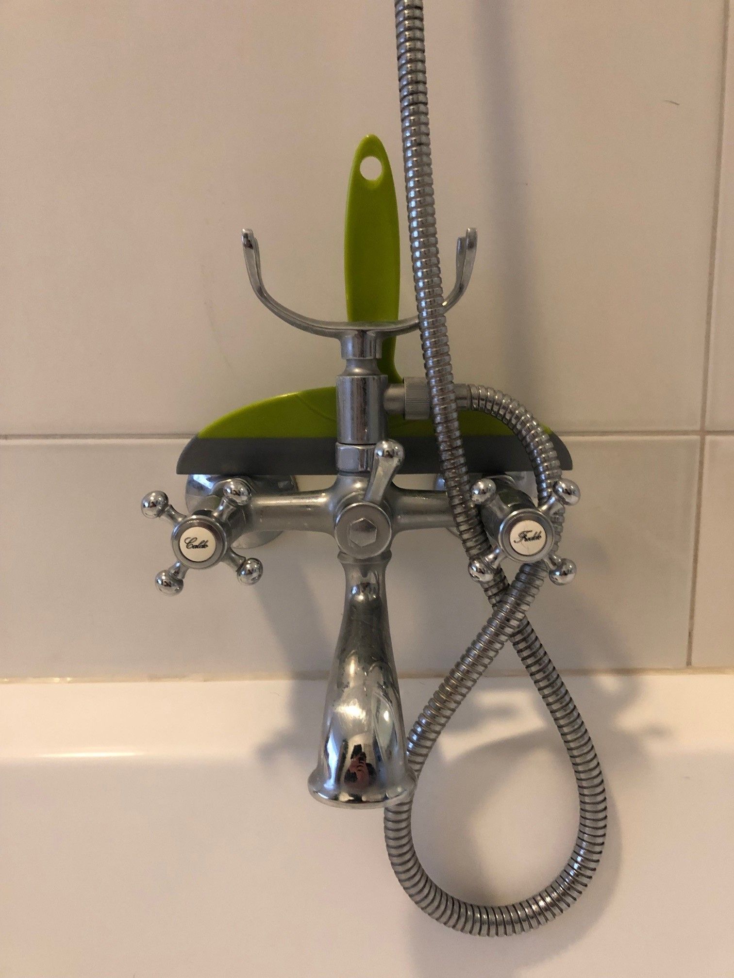 Kraan 1 kraan; Badkamer; Kranen installeren, Waterdicht gootsteen