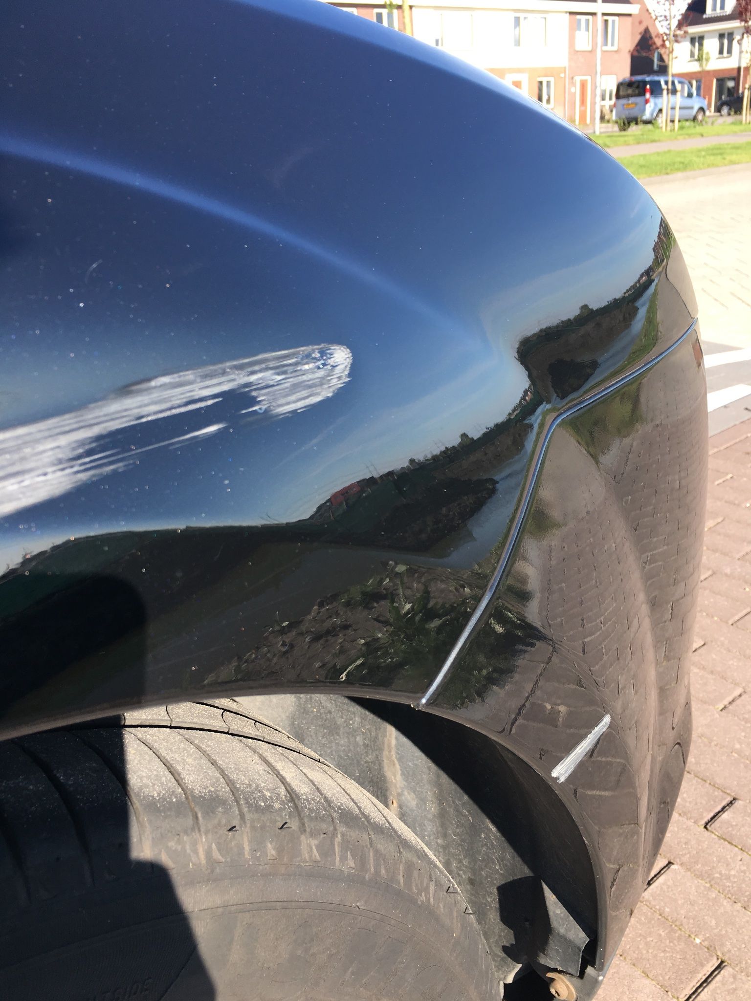 Kras en deuk/deuken uit auto Werkspot