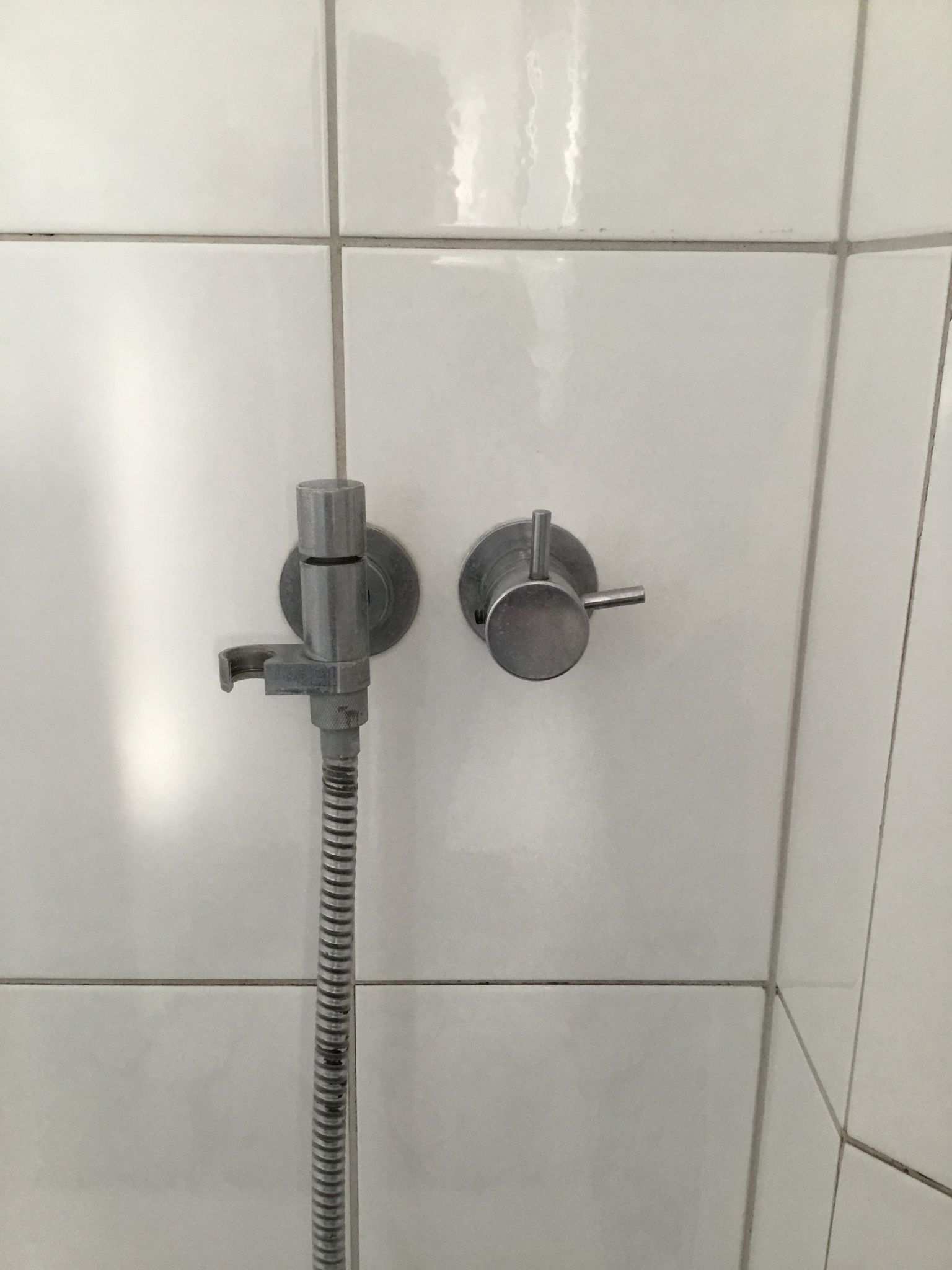 Lekkage douche en kranen maken Werkspot