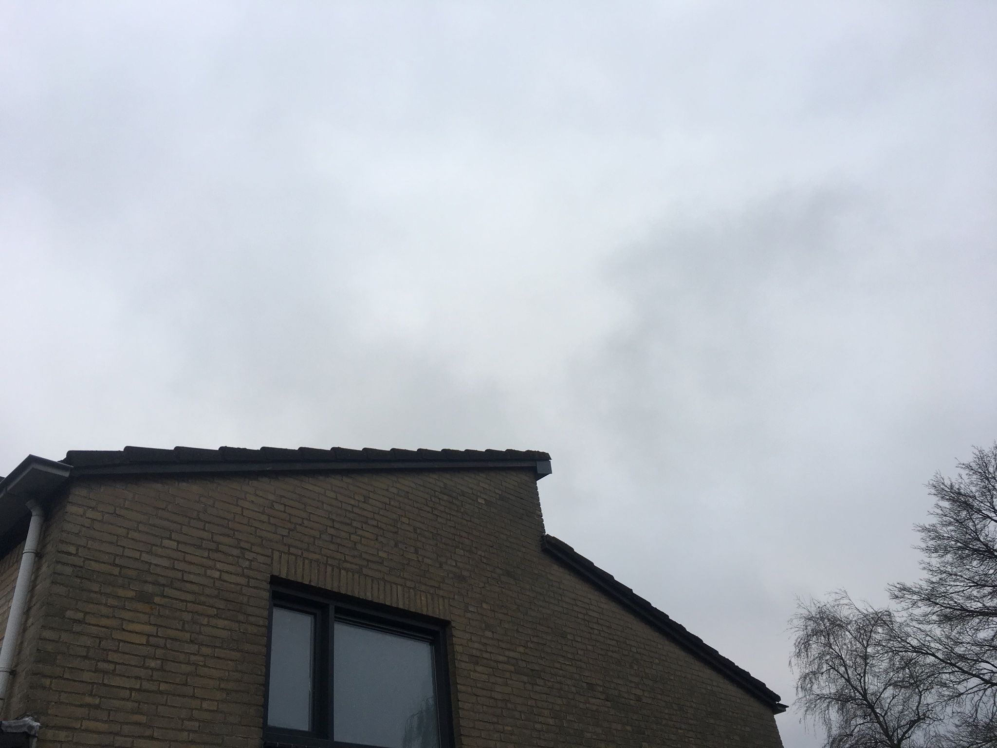 Nieuwe dakpannen plaatsen en lood herstellen Werkspot Nieuwe dakpannen plaatsen en lood herstellen Werkspot