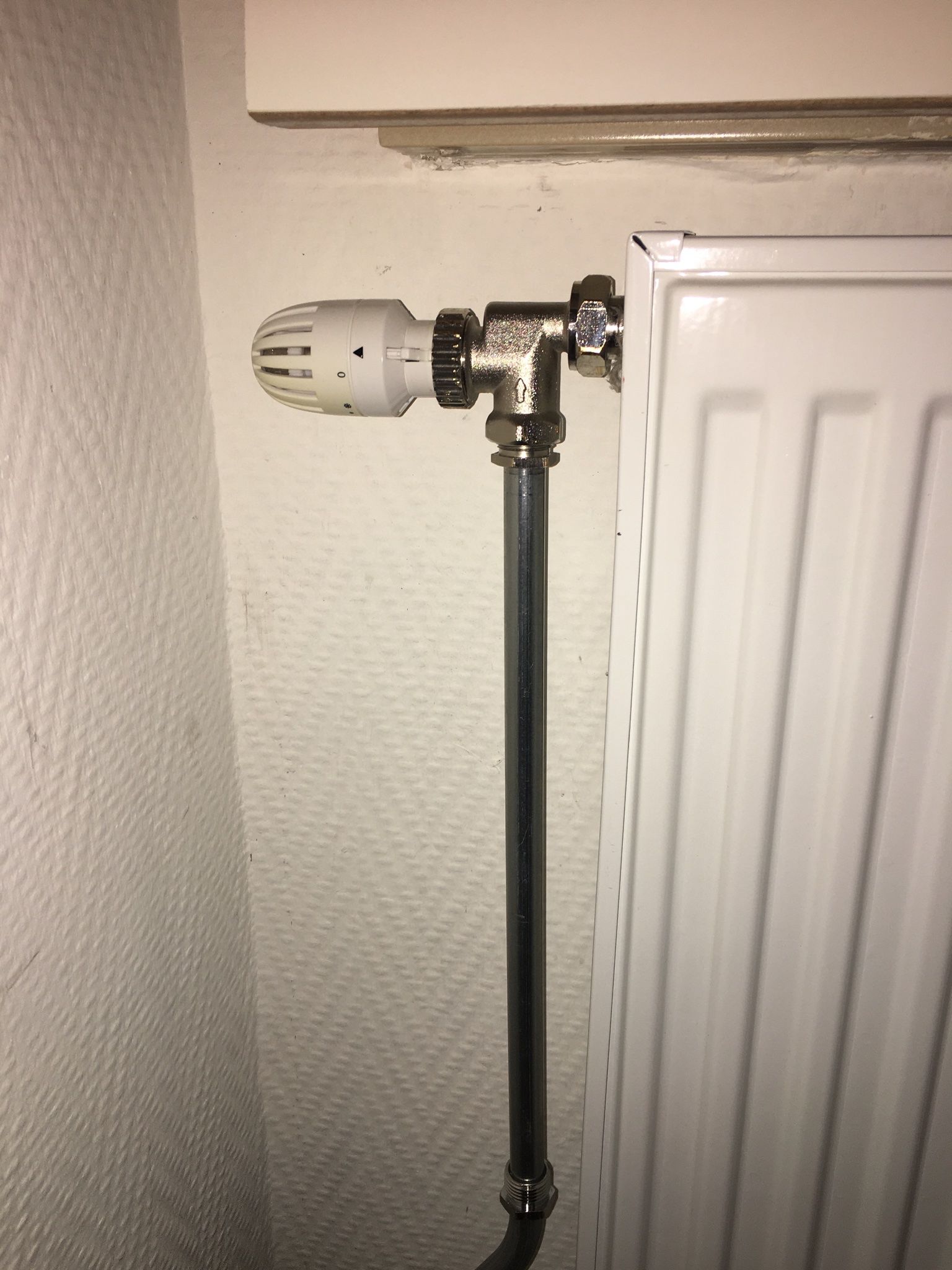 Radiator knop vervangen, gaat niet uit. Werkspot