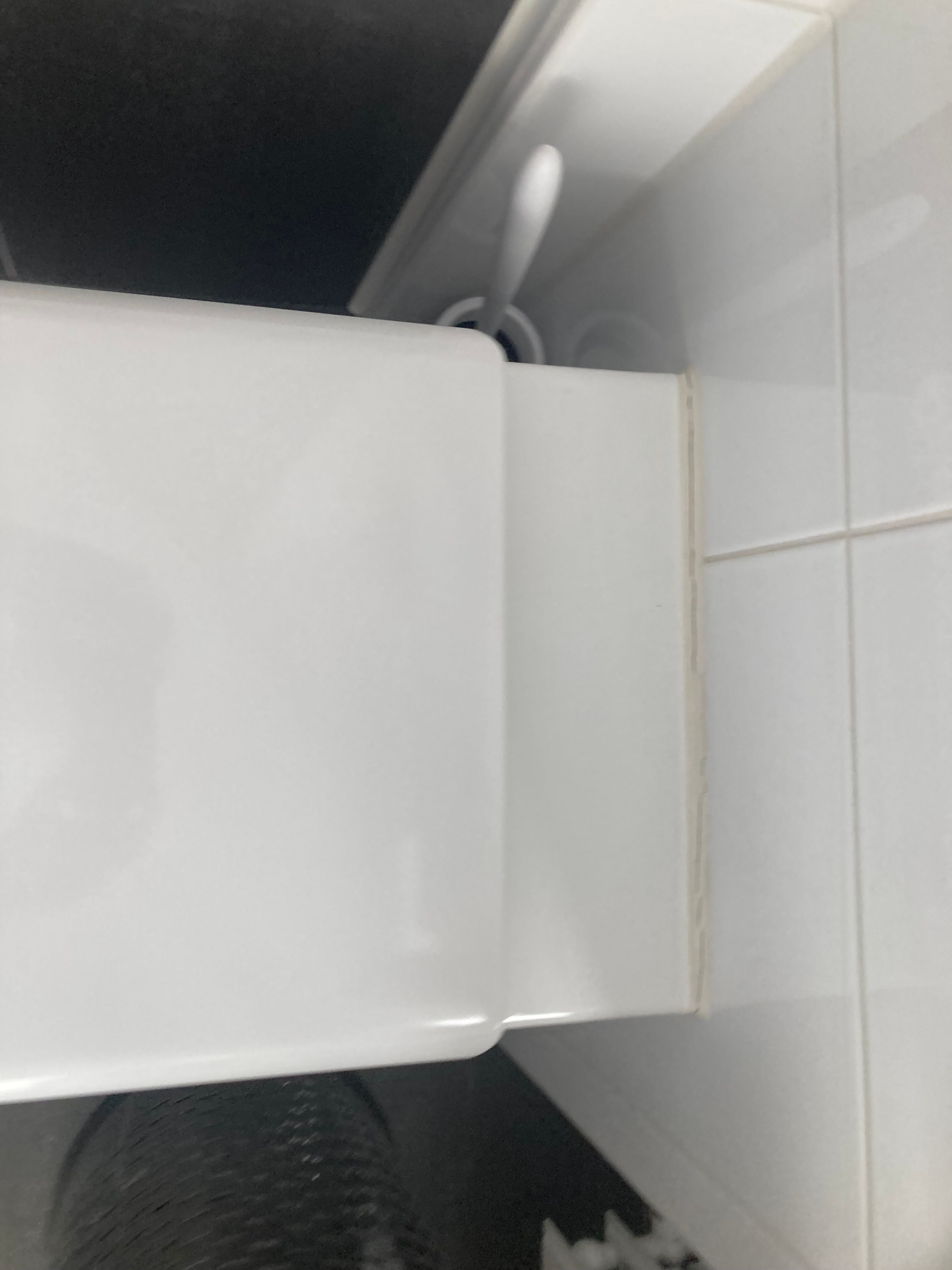 Badkamer Badkamer tegels voegen en opnieuw kitten Werkspot