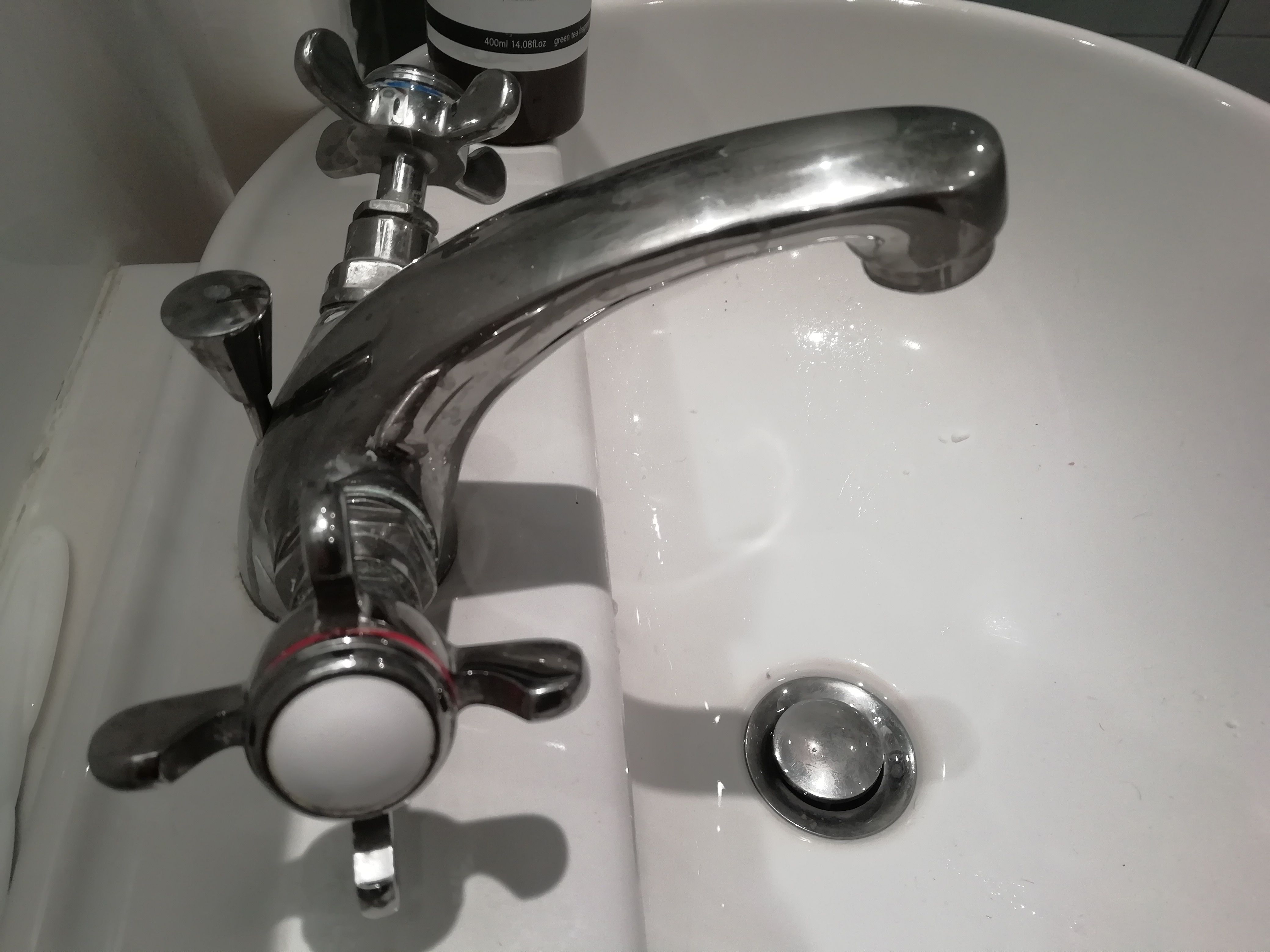 Kraan 1 kraan; Badkamer; Kranen repareren Werkspot