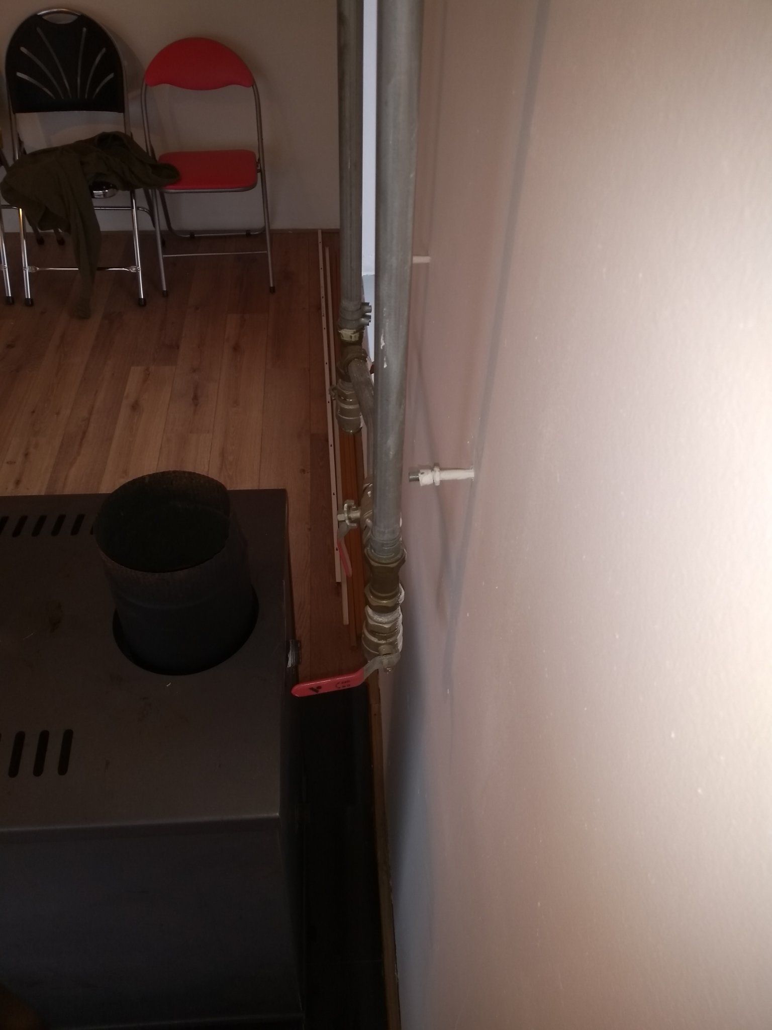 houtkachel op CV en rookkanaal aansluiten Werkspot