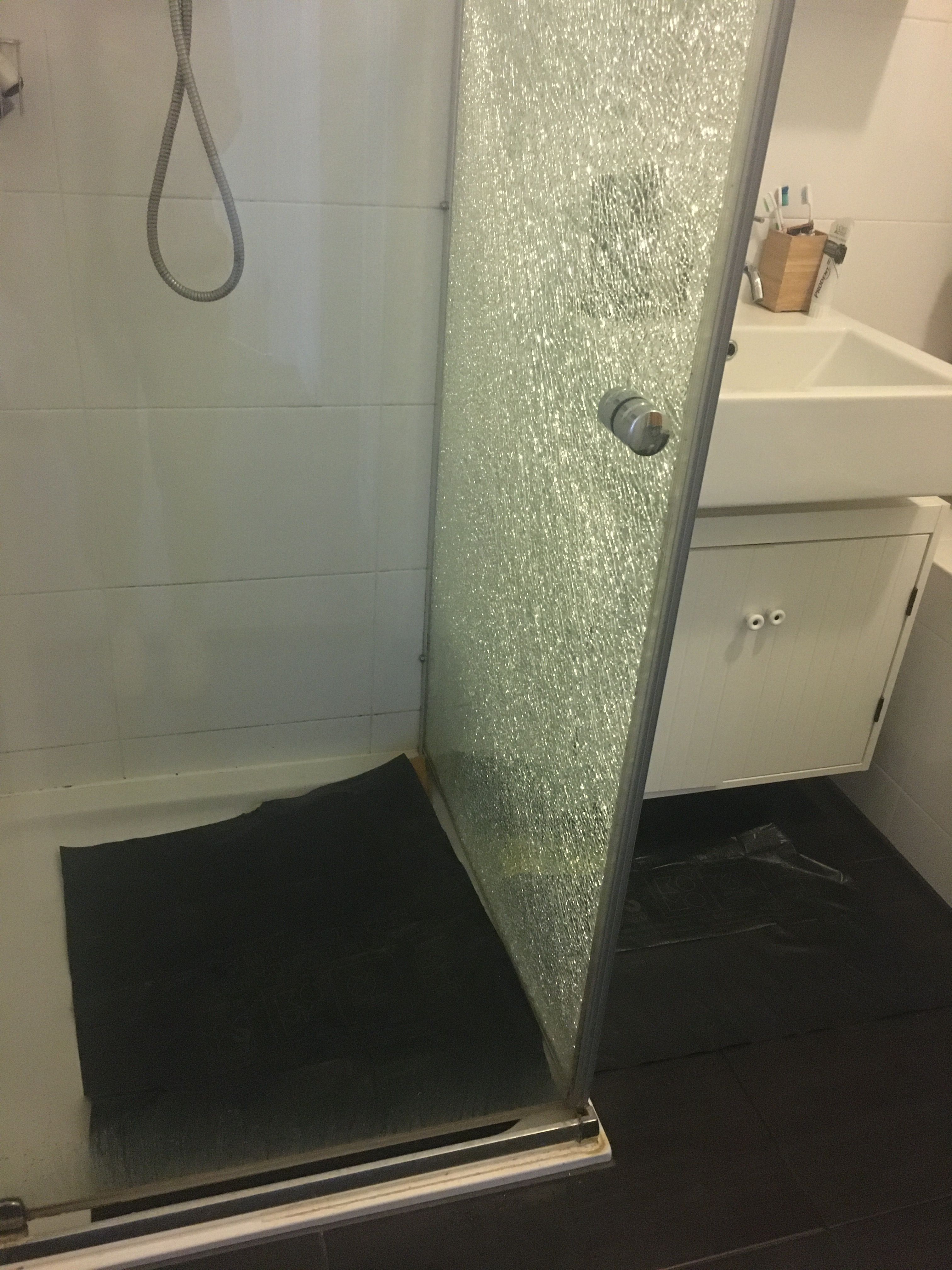 Sanitair plaatsen of vervangen Douche; Sanitair plaatsen Werkspot