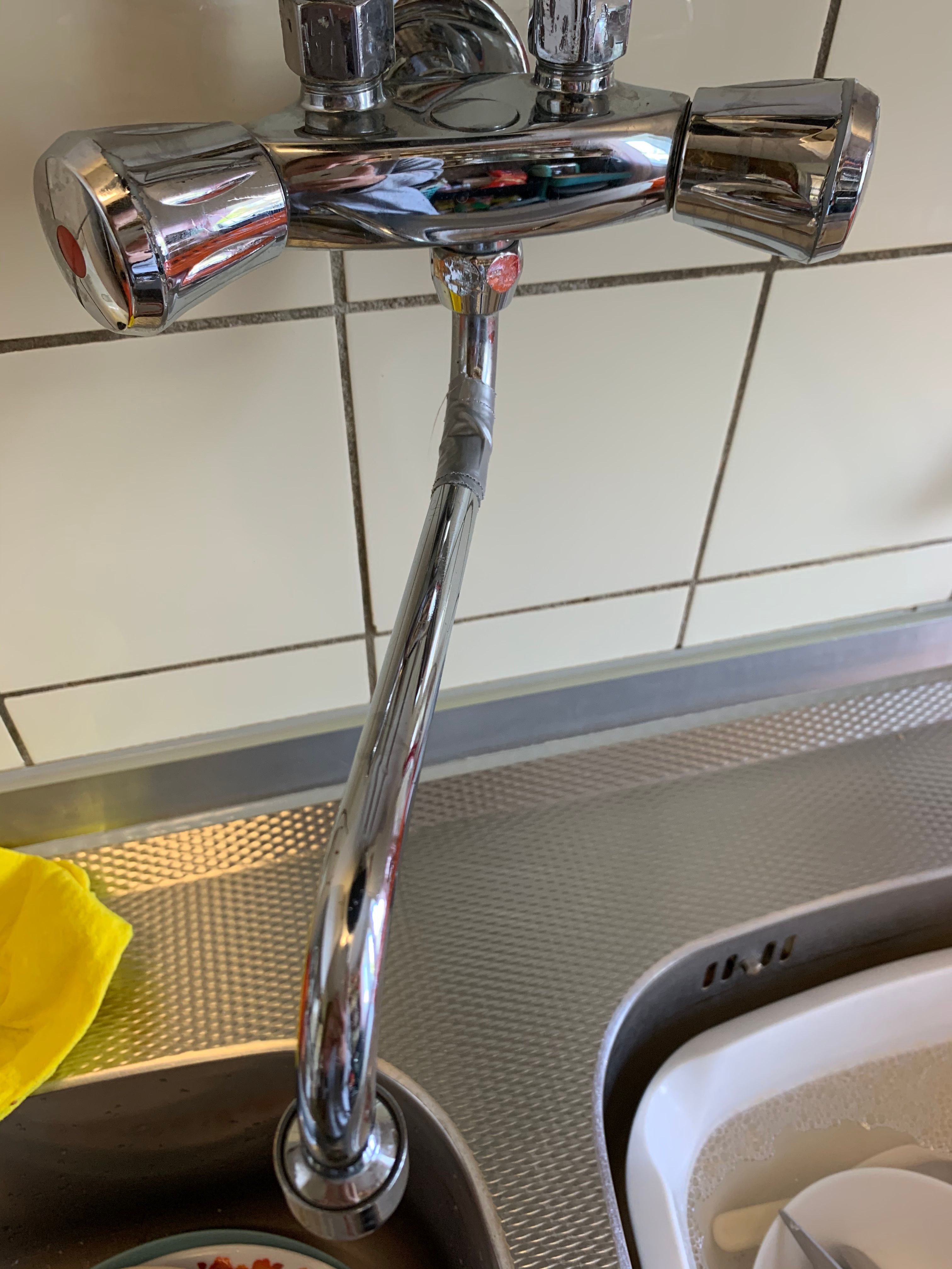 Kraan 4 kranen; Keuken, Badkamer, Meterkast; Kranen installeren, H