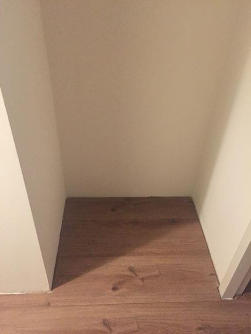 Garderobe kast (ladekast + plank + buis voor ophangen jassen) op ma... Werkspot