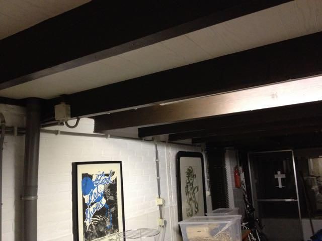 Garage/speelkamer aftimmeren met OSB - Werkspot