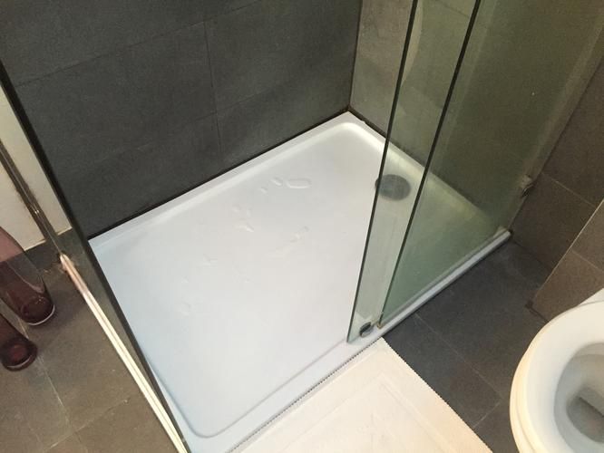 Douchebak verwijderen/Drain plaatsen Werkspot