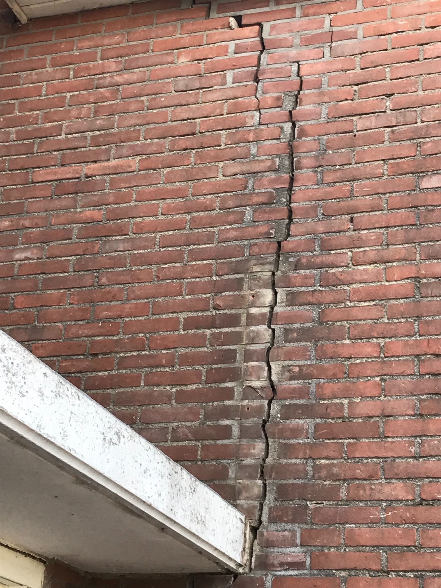 Repareren metselwerk scheur buiten muur Werkspot