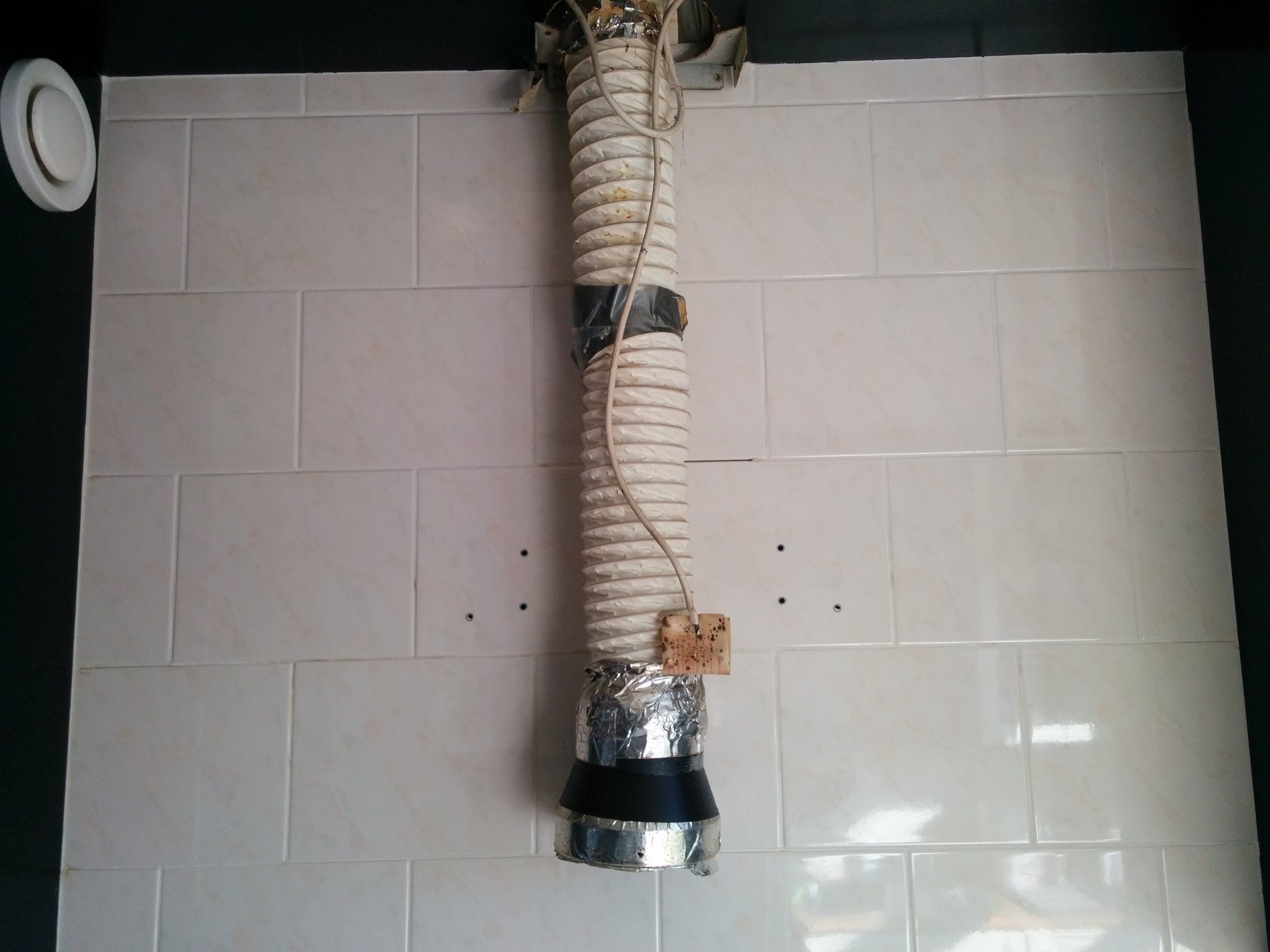 Afzuigkap ophangen plaatsen