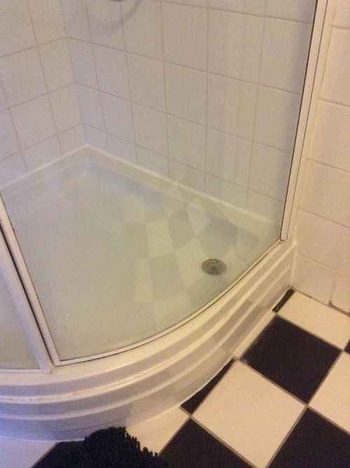 Strip douchedeur vervangen en douchebak kitten Werkspot