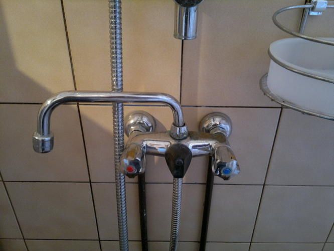 Douchekraan vervangen Werkspot