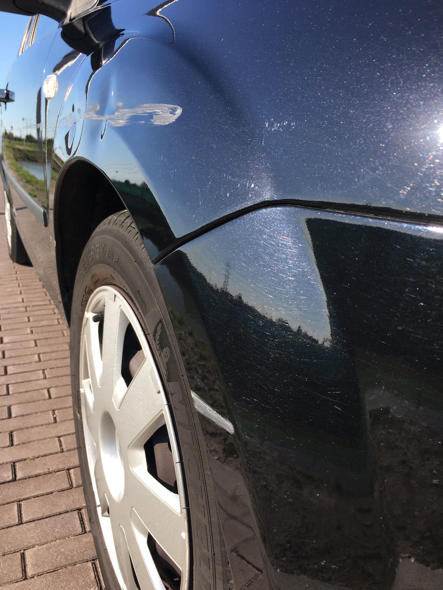 Kras en deuk/deuken uit auto Werkspot