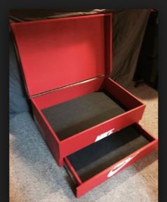 Nike schoenenbox / schoenendoos Werkspot