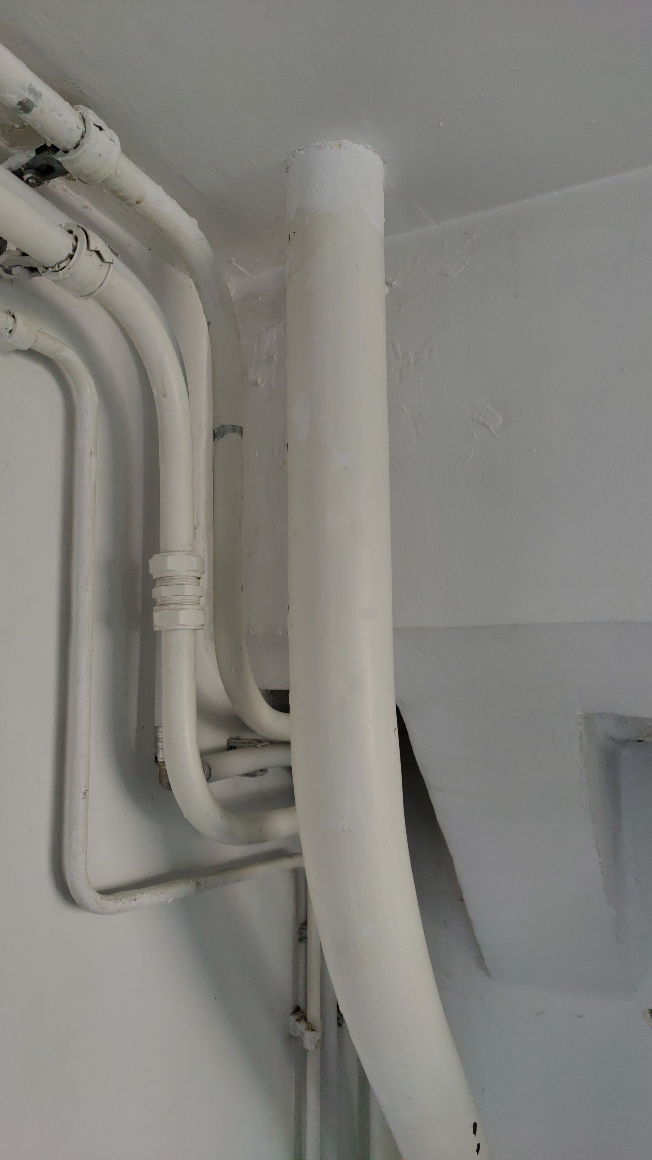 Waterleiding en riolering Inkorten van een oude stalen CV leiding,... Werkspot