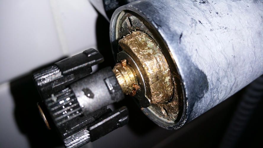 Douchekraan repareren (douchekop lekt) Werkspot