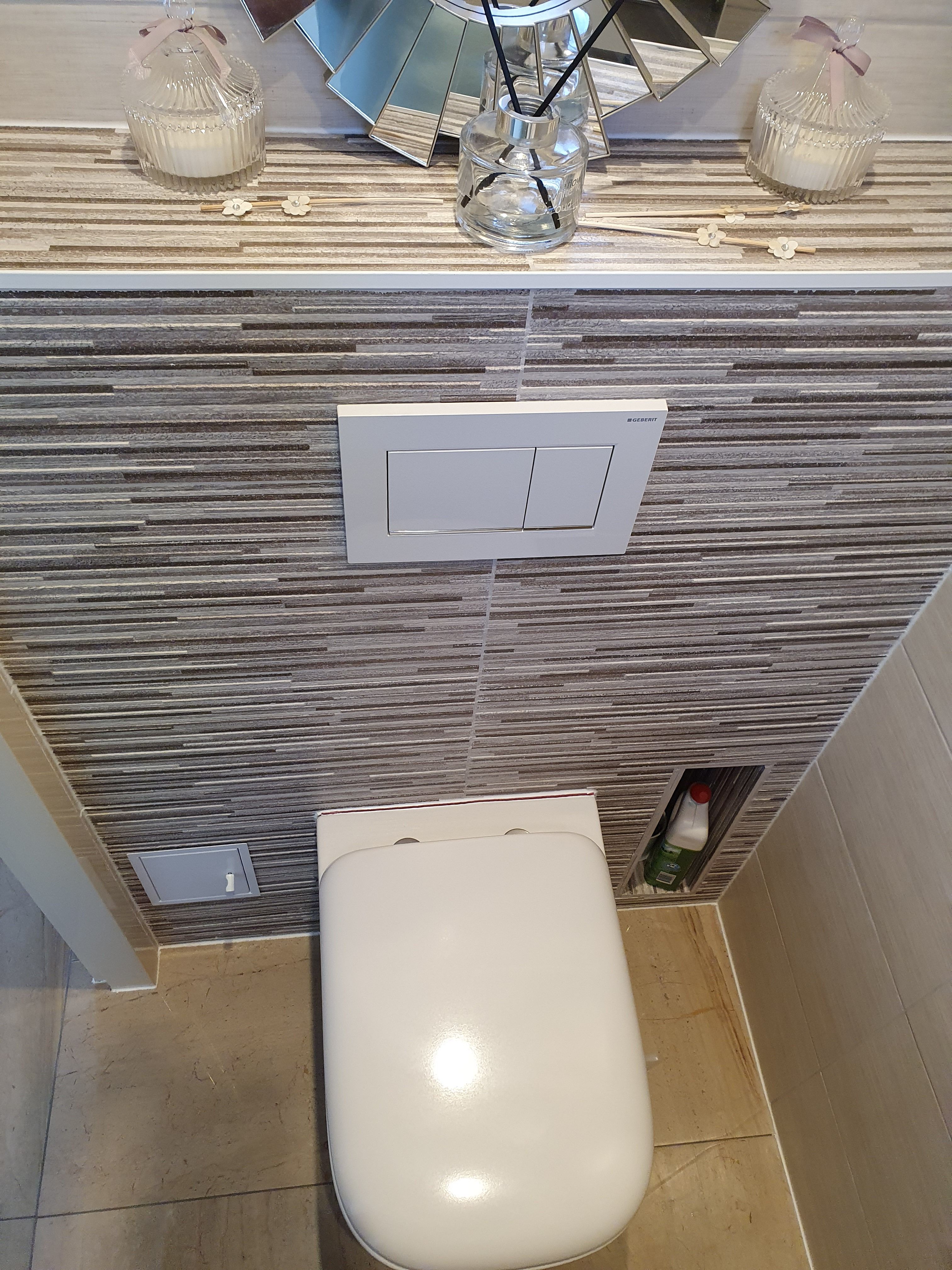 Toilet renovatie 2 m2; Hangend Werkspot