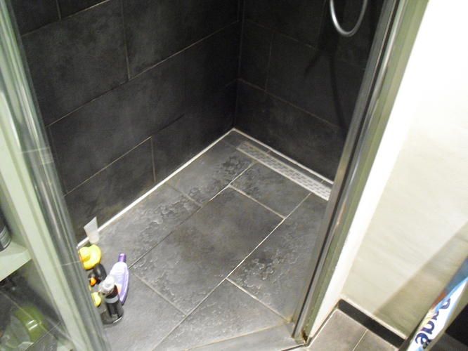 Vervangen voeg en kitwerk douche Werkspot