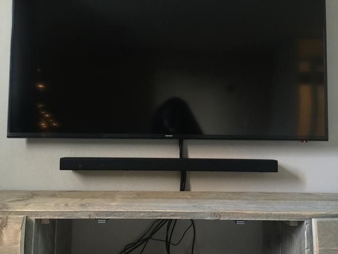 Kabelgoot sleuf (voor tv wand) frezen en dichtmaken in betonnen muur Werkspot