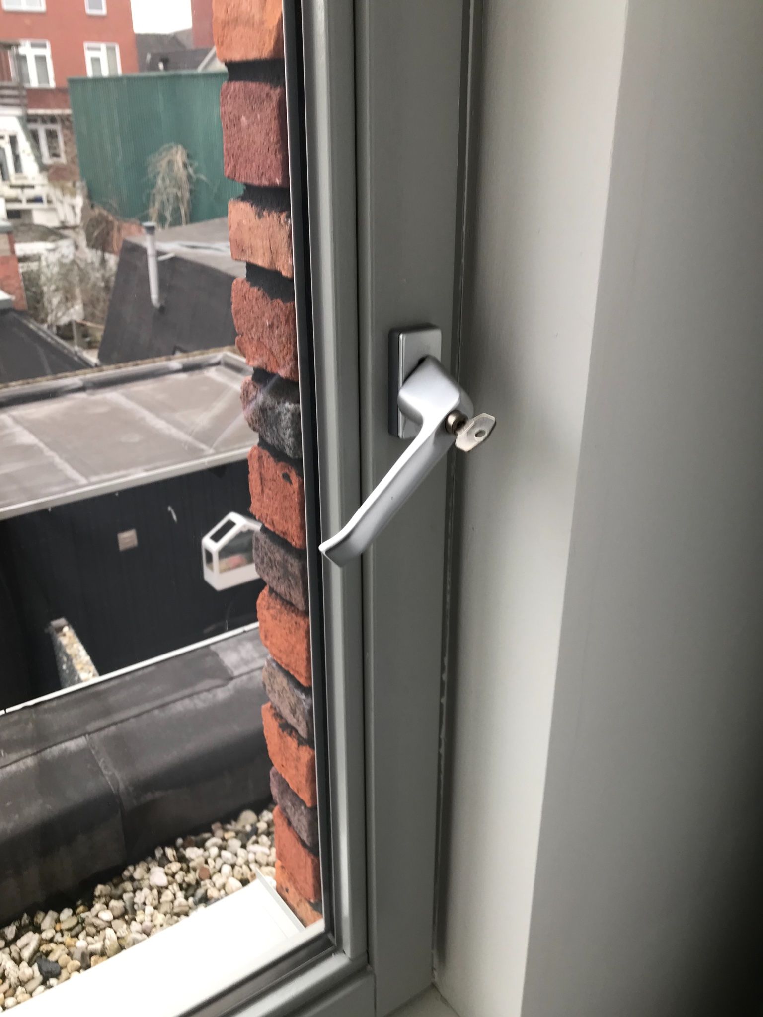 BUVA draai kiep raam sluit niet meer goed Werkspot
