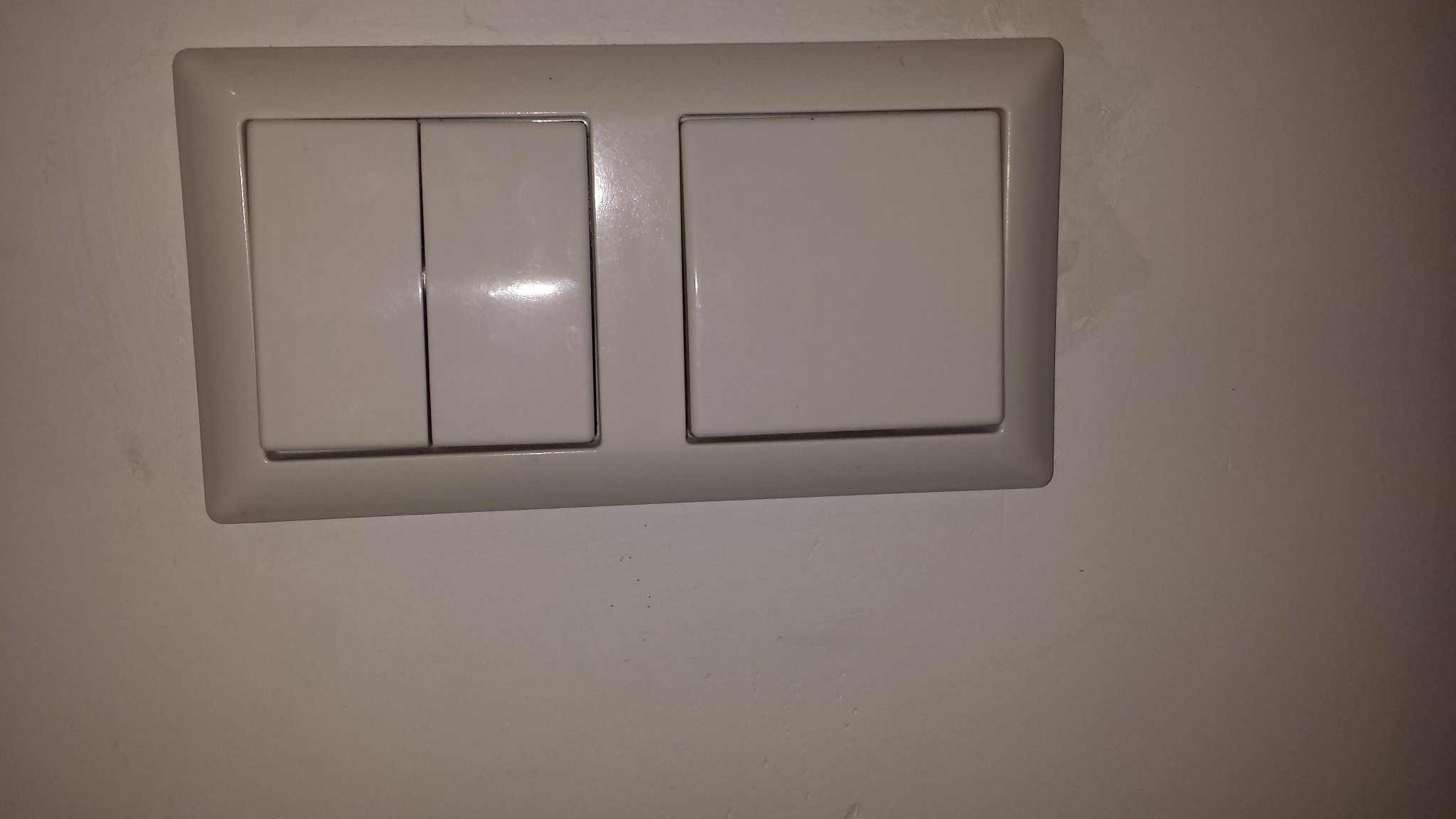 Dubbel lichtschakelaar veranderen naar WCD met dubbele schakelaar Werkspot Dubbel lichtschakelaar veranderen naar WCD met dubbele schakelaar Werkspot