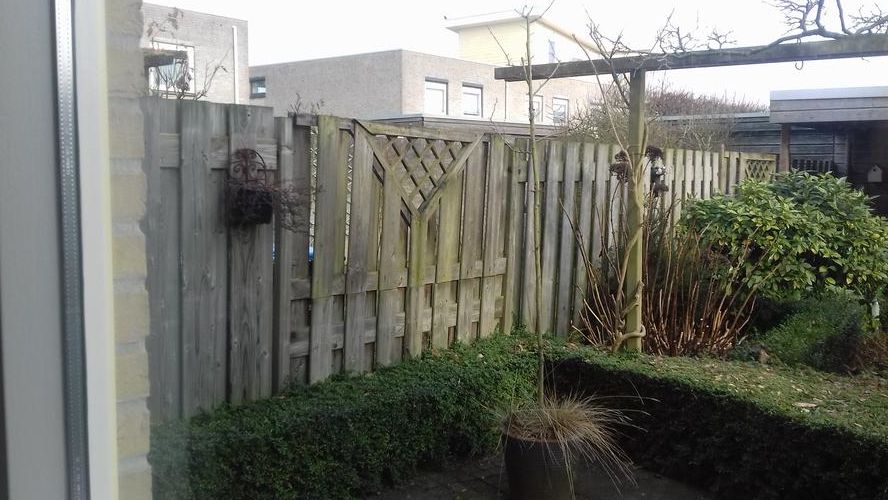 Vervangen van schutting Door gemetselde muur en fundering Werkspot