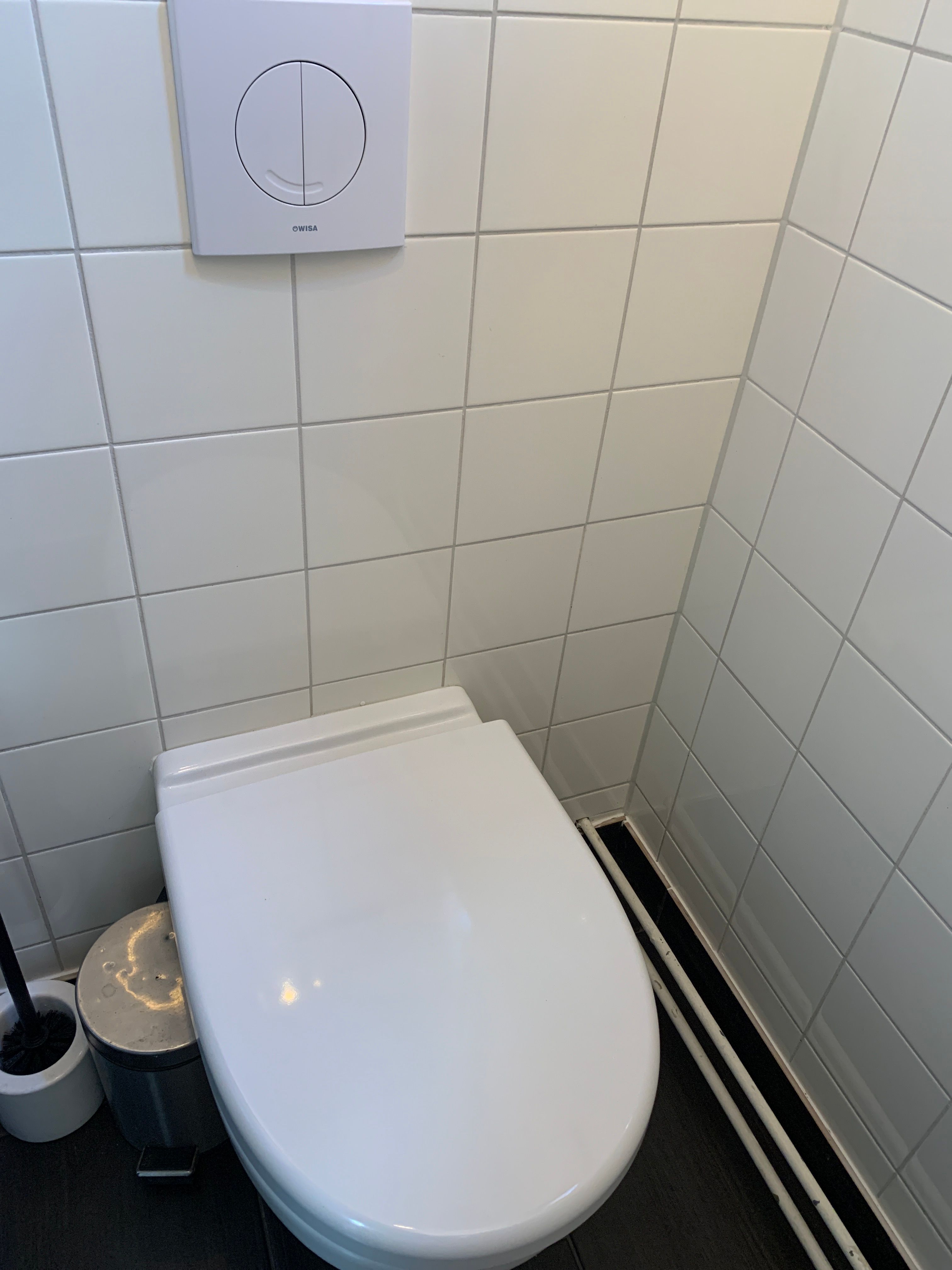 Toilet repareren Wc loopt door Werkspot