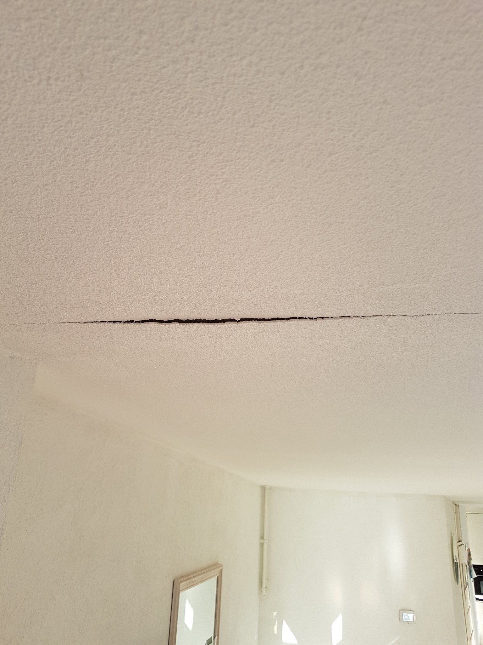 Plafond stucwerk herstellen Werkspot