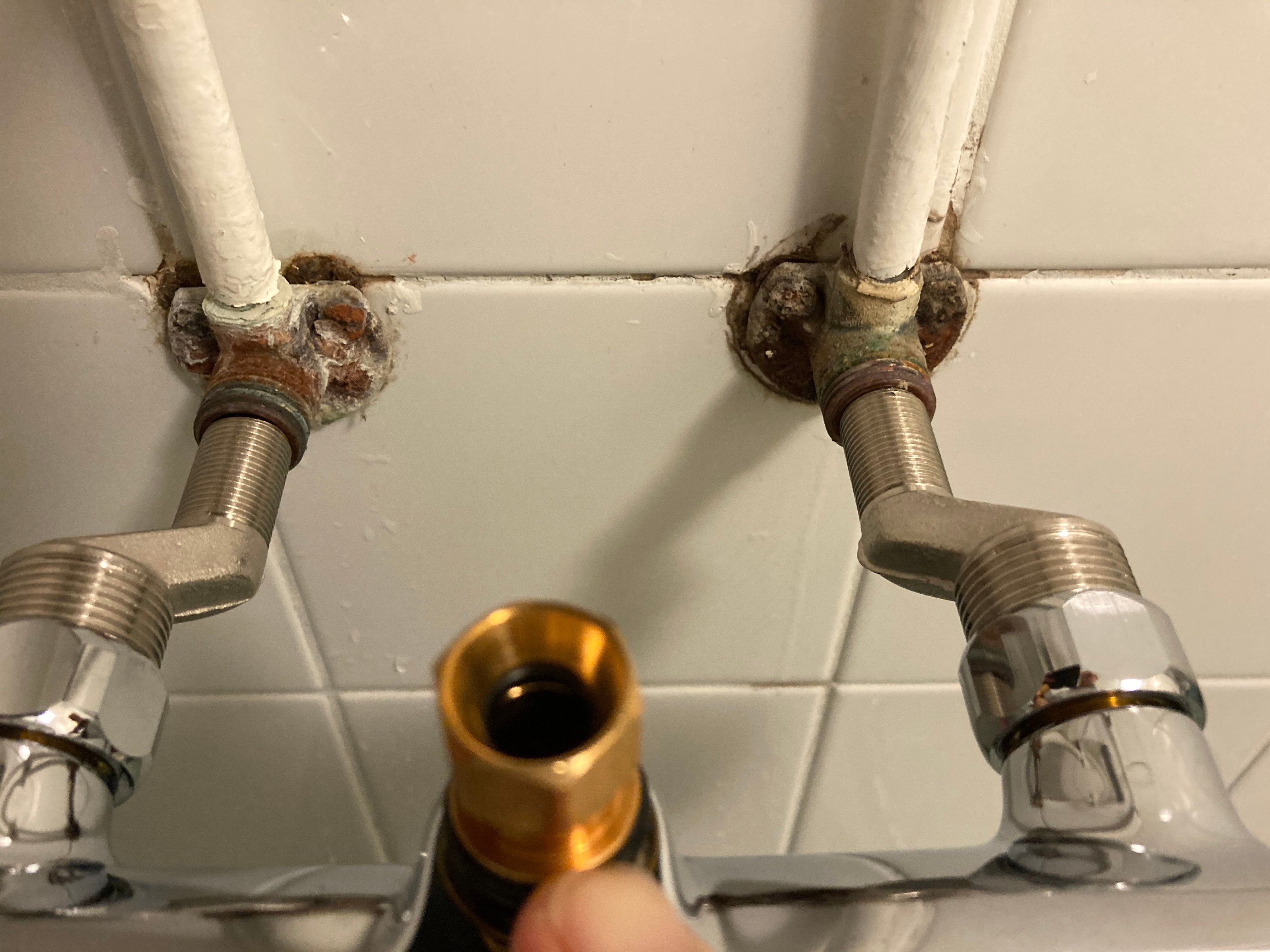 Kraan 1 kraan; Badkamer; Kranen installeren Werkspot